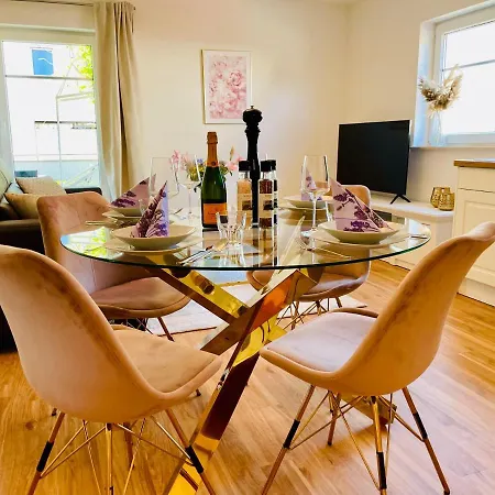 Appartement Ferien-apartment Silberweide - Mit Priv Strandzugang Friedrichshafen