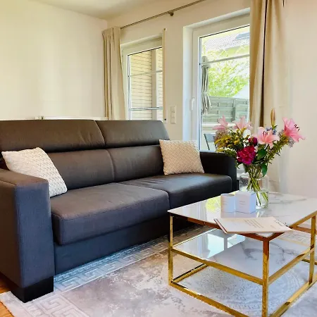 Ferien-apartment Silberweide Mit Privatstrand Friedrichshafen